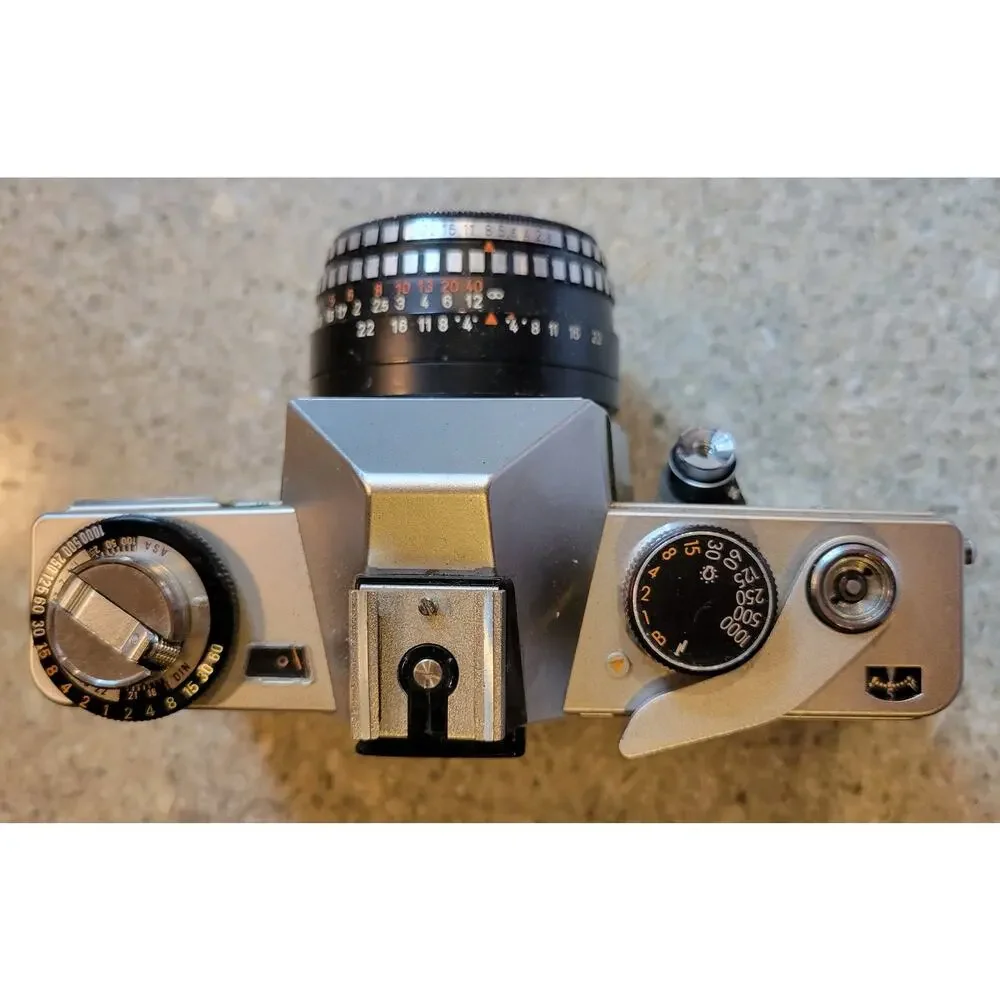Praktica LB2 35mm SLR Film Camera 50MM F2.8 Meyer-Optik Domipla Hard Case